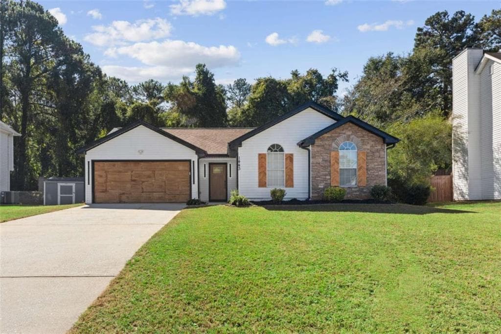 3 bedroom, 2 bathroom, 1,430 sq ft single family residence for sale at 1443 Pebble Ridge Lane, Hampton, GA 30228