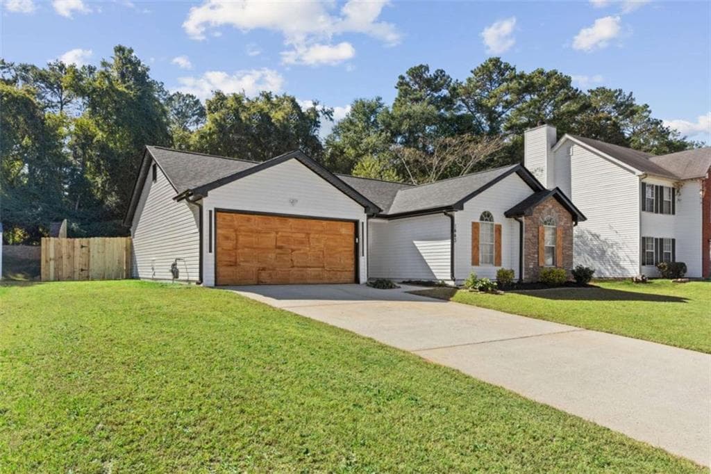 3 bedroom, 2 bathroom, 1,430 sq ft single family residence for sale at 1443 Pebble Ridge Lane, Hampton, GA 30228 — photo 3