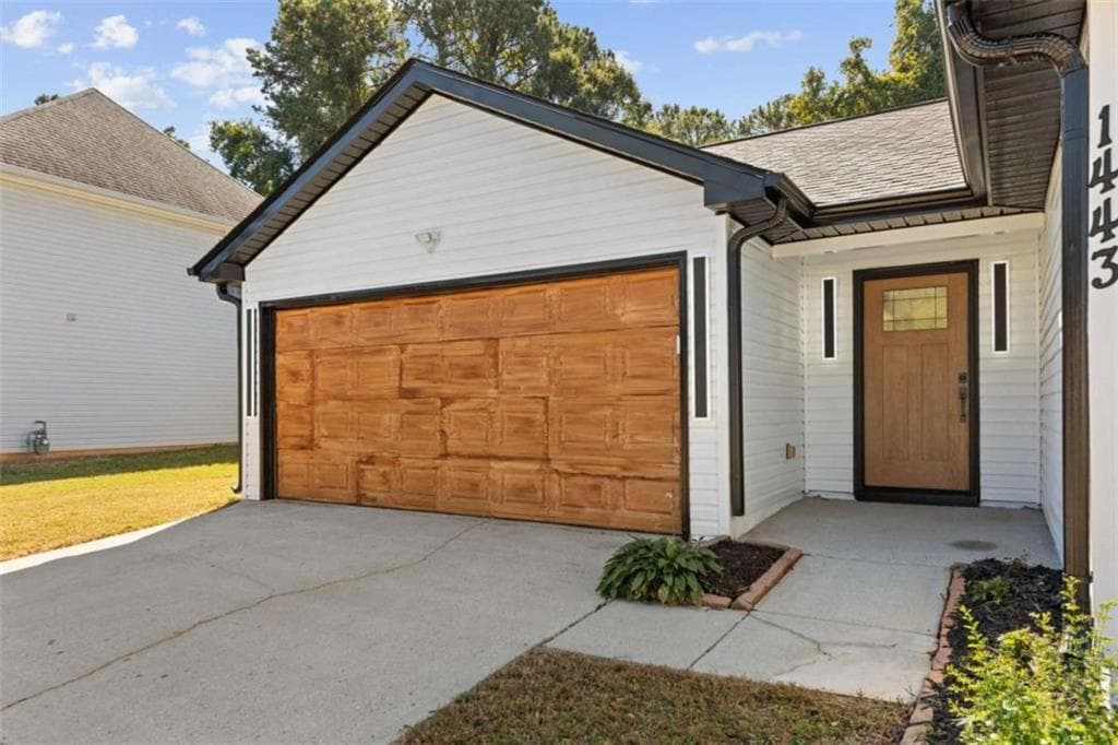 3 bedroom, 2 bathroom, 1,430 sq ft single family residence for sale at 1443 Pebble Ridge Lane, Hampton, GA 30228 — photo 2