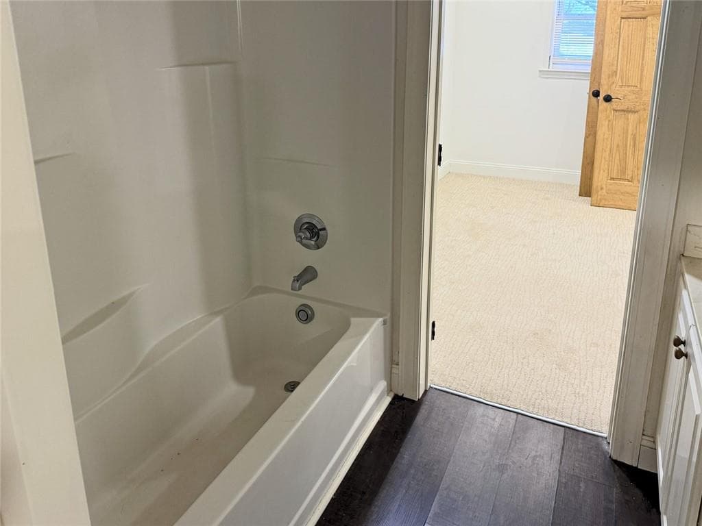 2 bedroom, 1 bathroom, 972 sq ft single family residence for sale at 5525 Highway 53, Tate, GA 30177 — photo 6