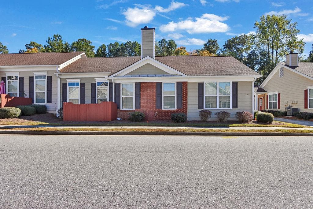 2 bedroom, 2 bathroom, 1,452 sq ft townhouse for sale at 205 Accord Lane, Grayson, GA 30017