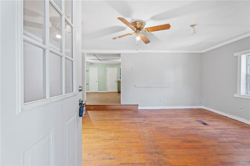1 bedroom, 2 bathroom, 1,215 sq ft single family residence for sale at 905 Booze Mountain Road, Lindale, GA 30147 — photo 6