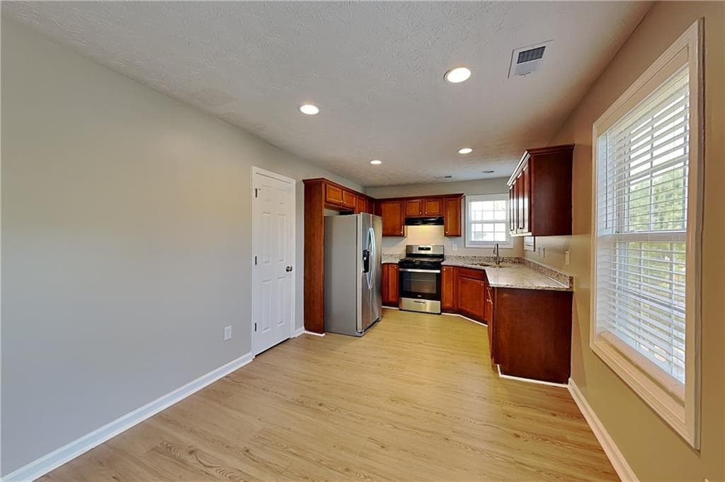 3 bedroom, 2 bathroom, 1,823 sq ft single family residence for rent at 171 Bramlett Meadows Drive, Douglasville, GA 30134 for $1,900 a month — photo 7