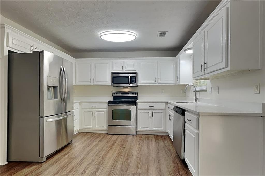 3 bedroom, 2 bathroom, 1,437 sq ft single family residence for rent at 1022 Carriage Way, Loganville, GA 30052 for $1,850 a month — photo 5