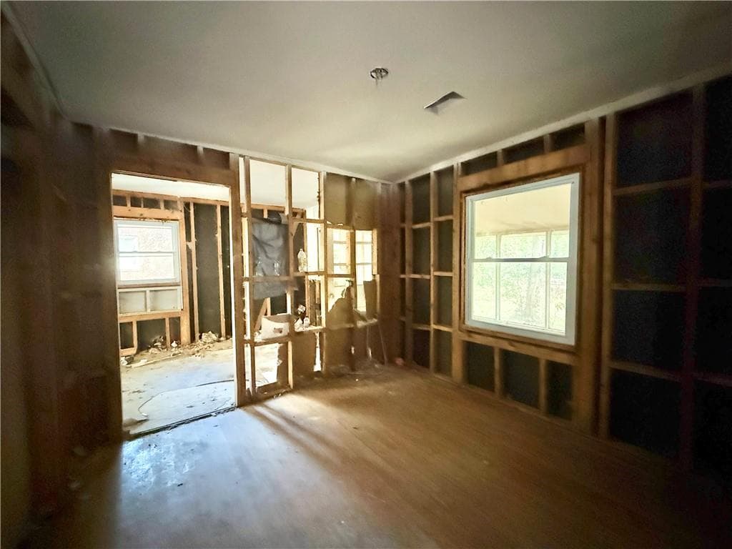 3 bedroom, 1 bathroom, 1,758 sq ft single family residence for sale at 1948 Oak Valley Road, Decatur, GA 30035 — photo 10