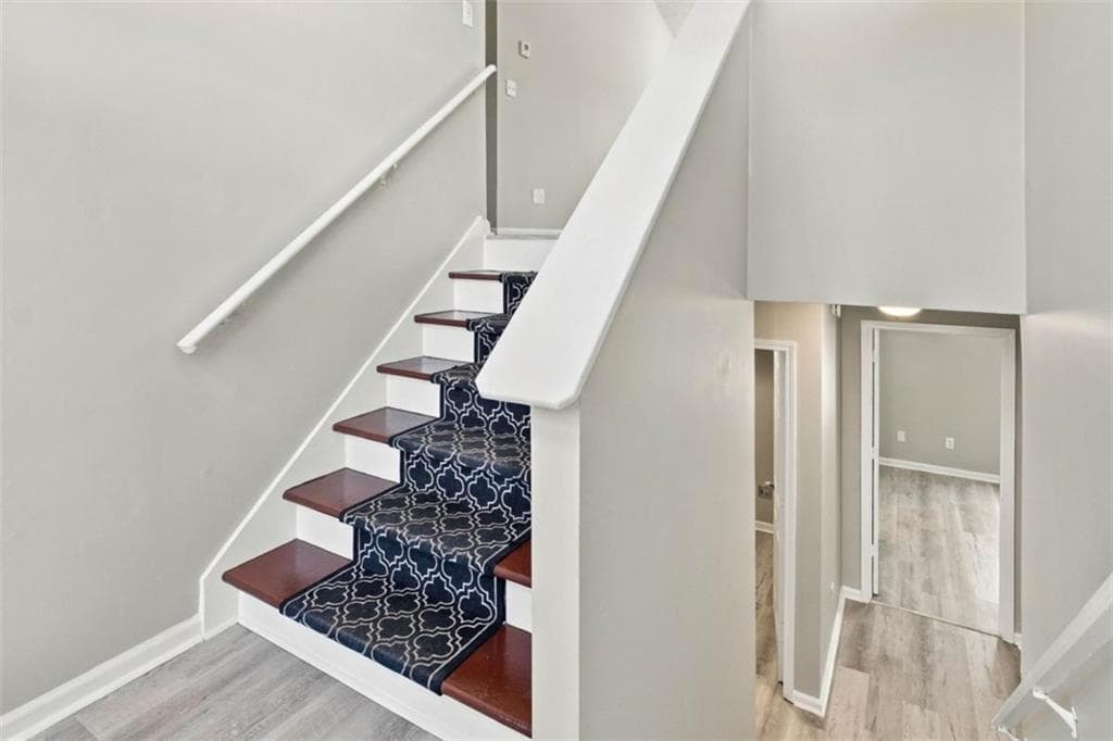 5 bedroom, 3 bathroom, 1,718 sq ft single family residence for sale at 194 Saddleview Trail, Riverdale, GA 30274 — photo 3