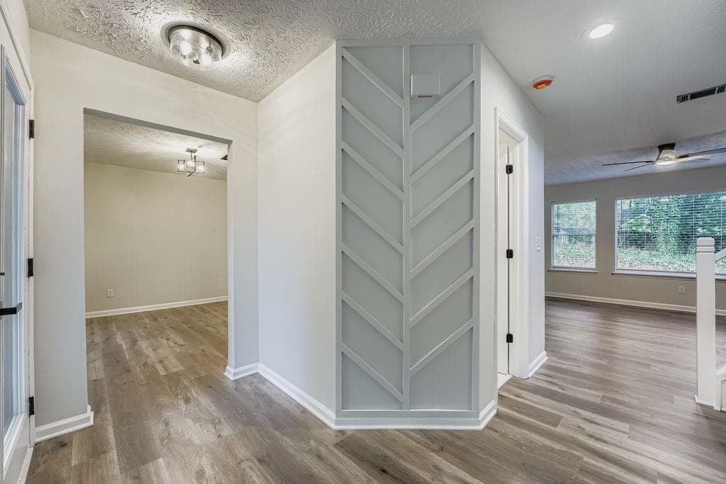 3 bedroom, 3 bathroom, 1,728 sq ft single family residence for sale at 2720 Thornbury Way, Atlanta, GA 30349 — photo 2