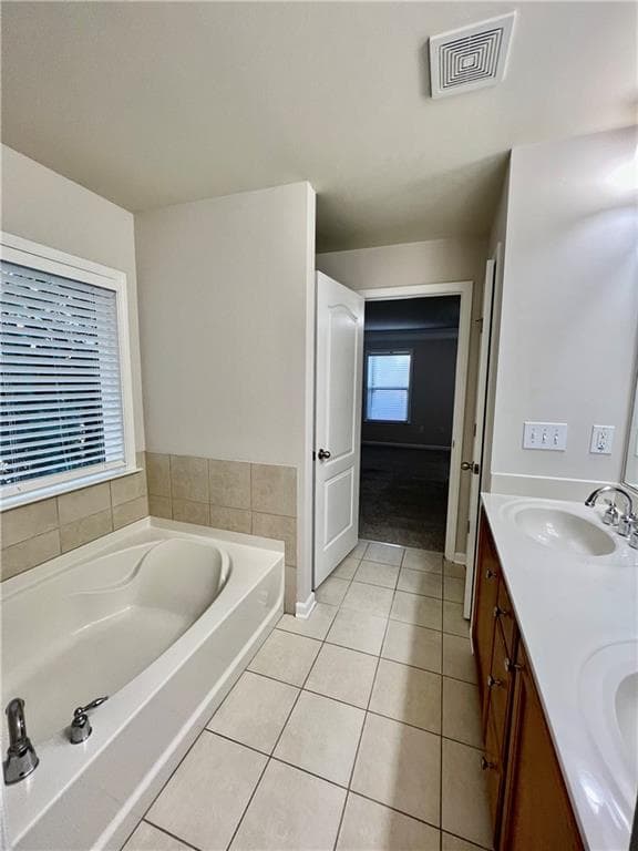 4 bedroom, 3 bathroom, 2,011 sq ft single family residence for rent at 3464 Archgate Court, Milton, GA 30004 for $2,425 a month — photo 9