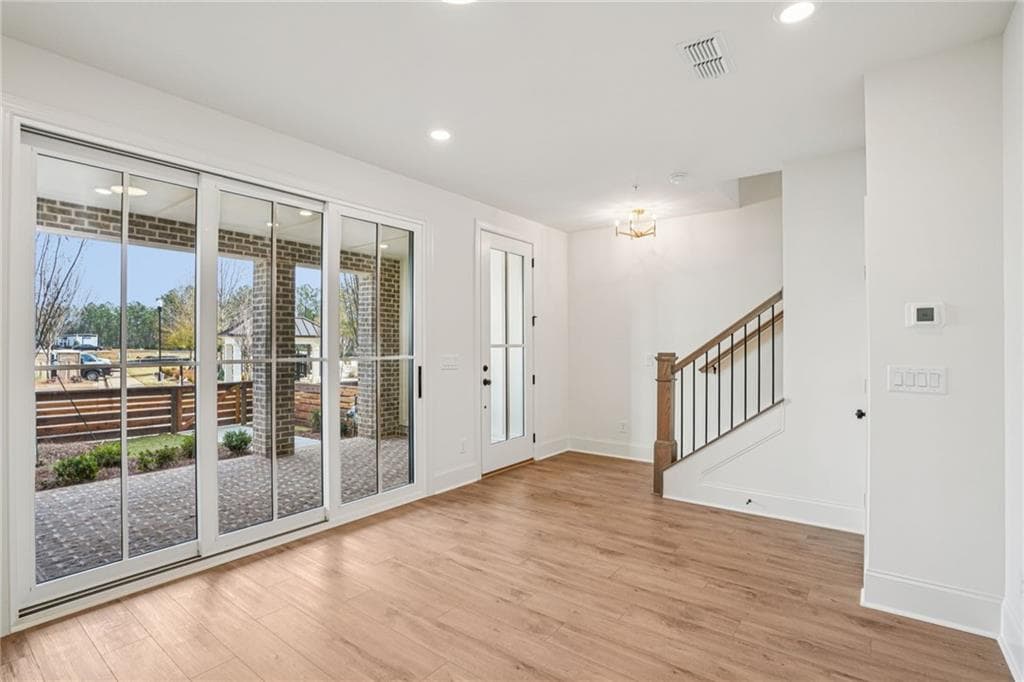 3 bedroom, 3 bathroom, 2,176 sq ft townhouse for sale at 3548 Brightmoon Way 48, Duluth, GA 30097 — photo 8
