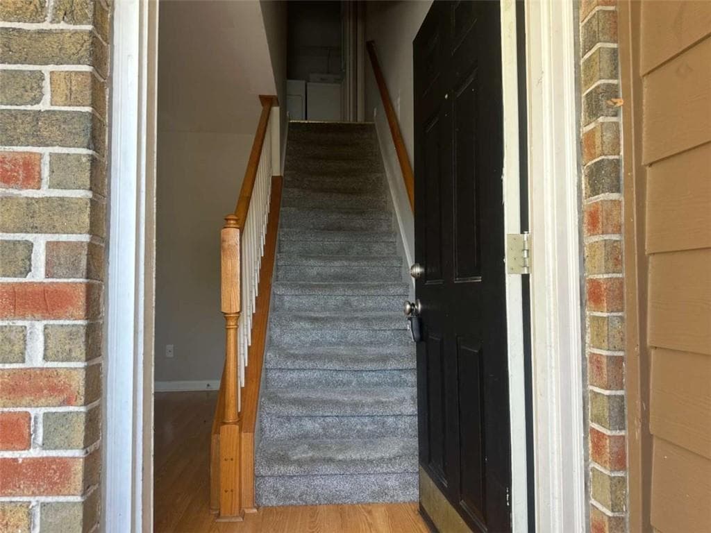 2 bedroom, 3 bathroom, 1,214 sq ft townhouse for sale at 702 Summer Place, Norcross, GA 30071 — photo 4