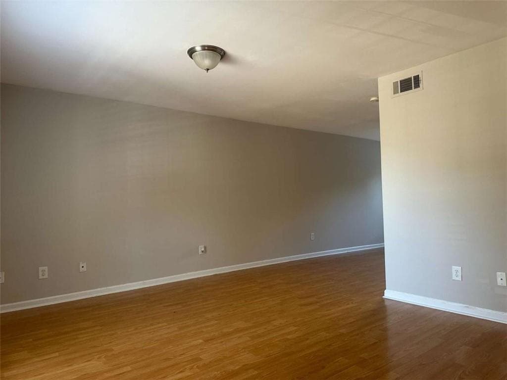 2 bedroom, 3 bathroom, 1,214 sq ft townhouse for sale at 702 Summer Place, Norcross, GA 30071 — photo 5