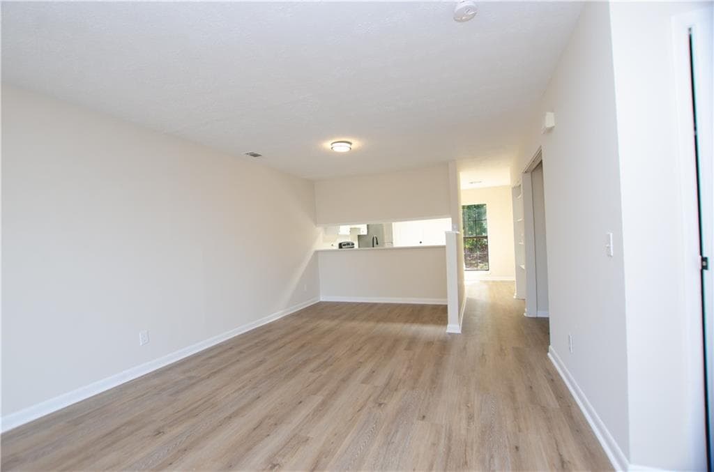 duplex for sale at 246 Lagrange Street, Newnan, GA 30263 — photo 4