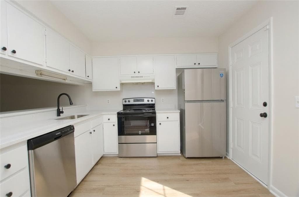 duplex for sale at 246 Lagrange Street, Newnan, GA 30263 — photo 9