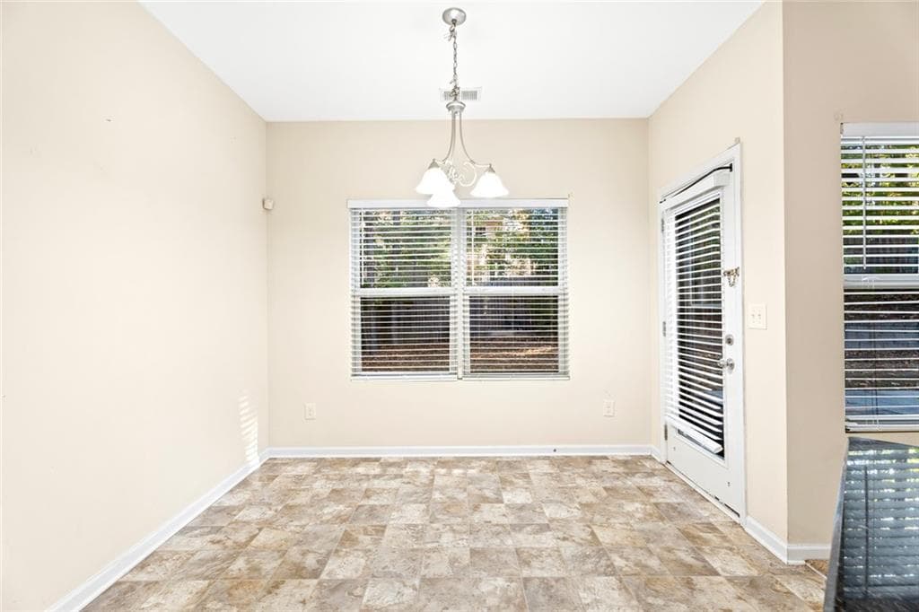 4 bedroom, 3 bathroom, 2,812 sq ft single family residence for sale at 1109 Sandy Bank Court, Auburn, GA 30011 — photo 9