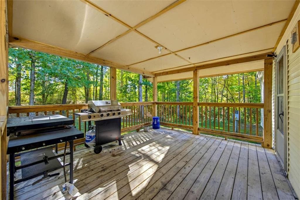 3 bedroom, 2 bathroom, 1,144 sq ft single family residence for sale at 481 Cool Springs Road, Clarkesville, GA 30523 — photo 6