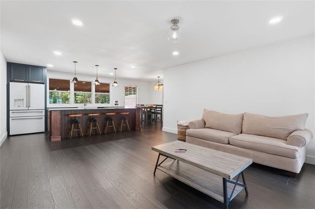 3 bedroom, 1 bathroom, 1,288 sq ft single family residence for sale at 3260 Financial Center Way, Buford, GA 30519 — photo 7