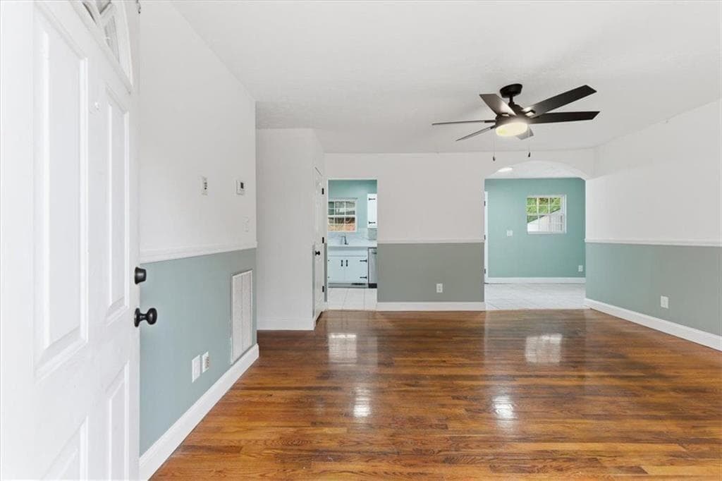 4 bedroom, 2 bathroom, 1,152 sq ft single family residence for sale at 207 PARIS Drive, Rome, GA 30165 — photo 3