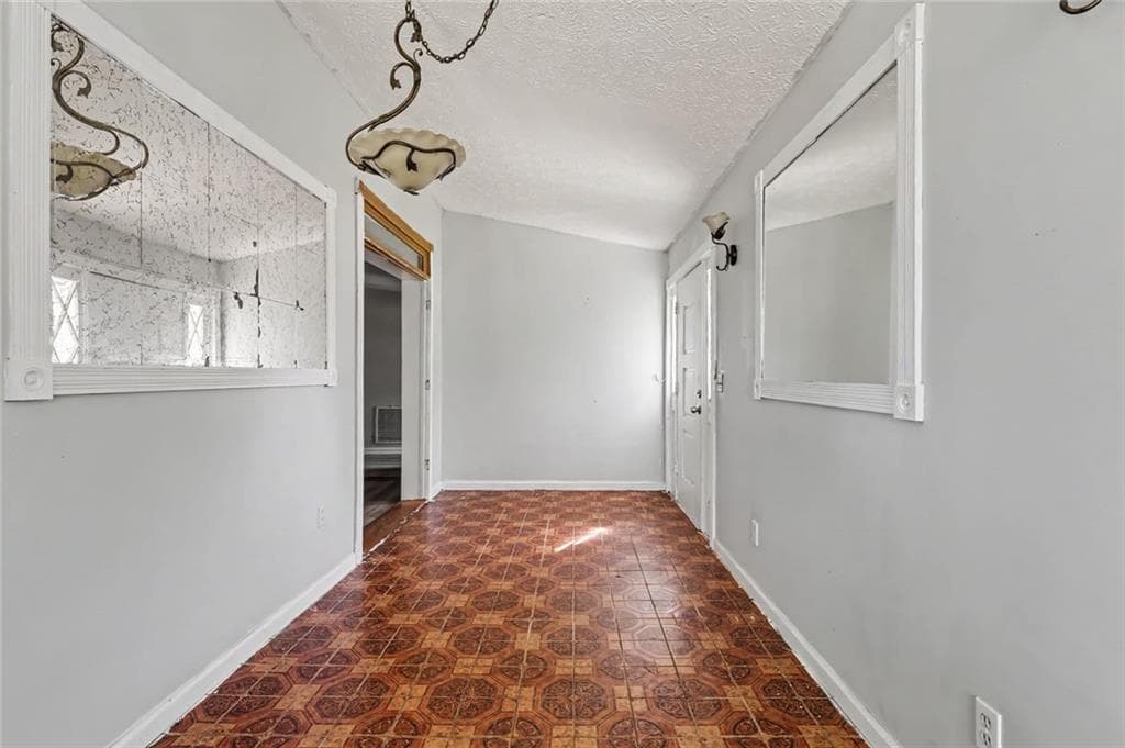 3 bedroom, 2 bathroom, 1,788 sq ft single family residence for sale at 5124 Worsham Street NE, Covington, GA 30014 — photo 9