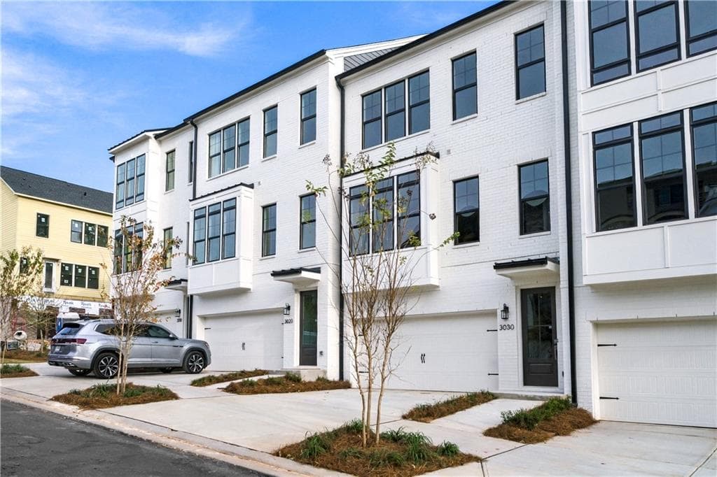3 bedroom, 4 bathroom, 2,613 sq ft townhouse for rent at 3030 Cedar Grove Trail, Alpharetta, GA 30004 for $5,000 a month — photo 6