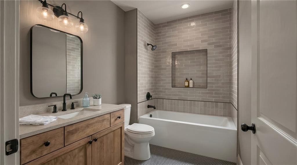 5 bedroom, 6 bathroom, 5,048 sq ft single family residence for sale at 430 Hardscrabble Road, Roswell, GA 30075 — photo 8
