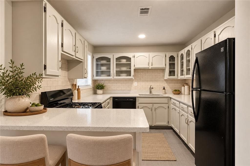 2 bedroom, 2 bathroom, 1,166 sq ft condominium for sale at 1640 Roanoke Place, Marietta, GA 30067 — photo 7