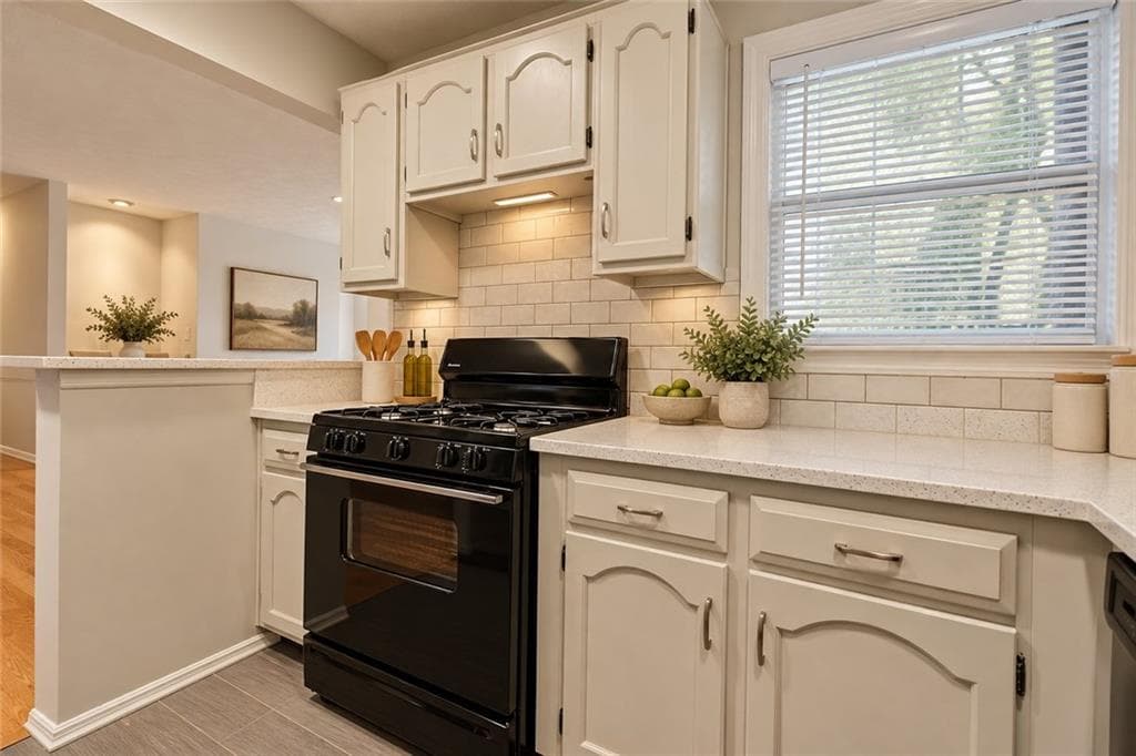 2 bedroom, 2 bathroom, 1,166 sq ft condominium for sale at 1640 Roanoke Place, Marietta, GA 30067 — photo 9