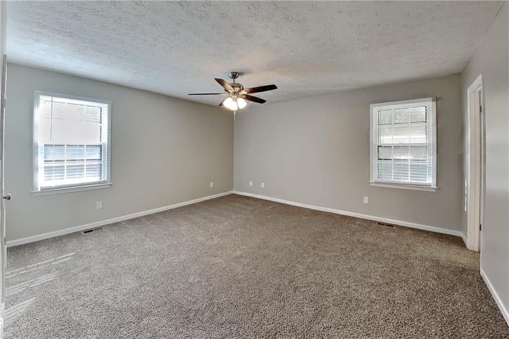 4 bedroom, 2 bathroom, 1,906 sq ft single family residence for rent at 4004 Evelyn Drive, Powder Springs, GA 30127 for $1,950 a month — photo 7