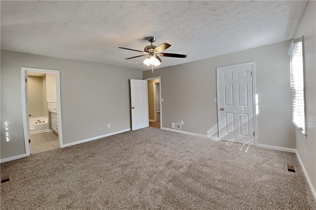 4 bedroom, 2 bathroom, 1,906 sq ft single family residence for rent at 4004 Evelyn Drive, Powder Springs, GA 30127 for $1,950 a month — photo 8