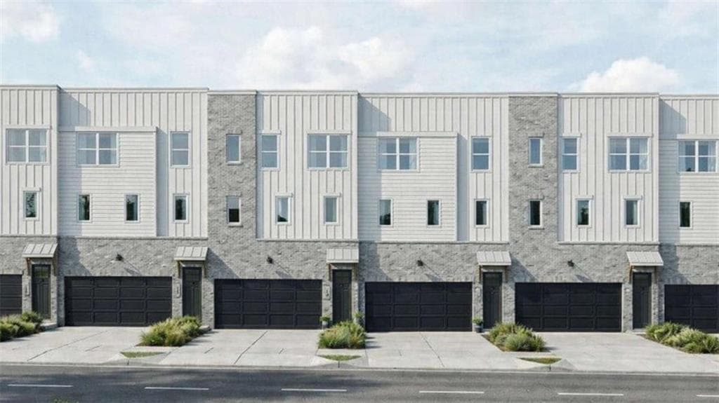 4 bedroom, 4 bathroom, 2,314 sq ft townhouse under contract at 5702 Peach Valley Lane, Peachtree Corners, GA 30092