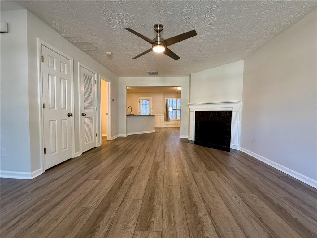 2 bedroom, 3 bathroom, 1,328 sq ft townhouse for rent at 2084 Manhattan Parkway, Decatur, GA 30035 for $1,495 a month — photo 4