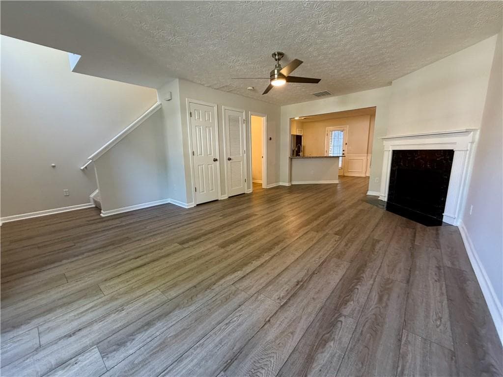 2 bedroom, 3 bathroom, 1,328 sq ft townhouse for rent at 2084 Manhattan Parkway, Decatur, GA 30035 for $1,495 a month — photo 5