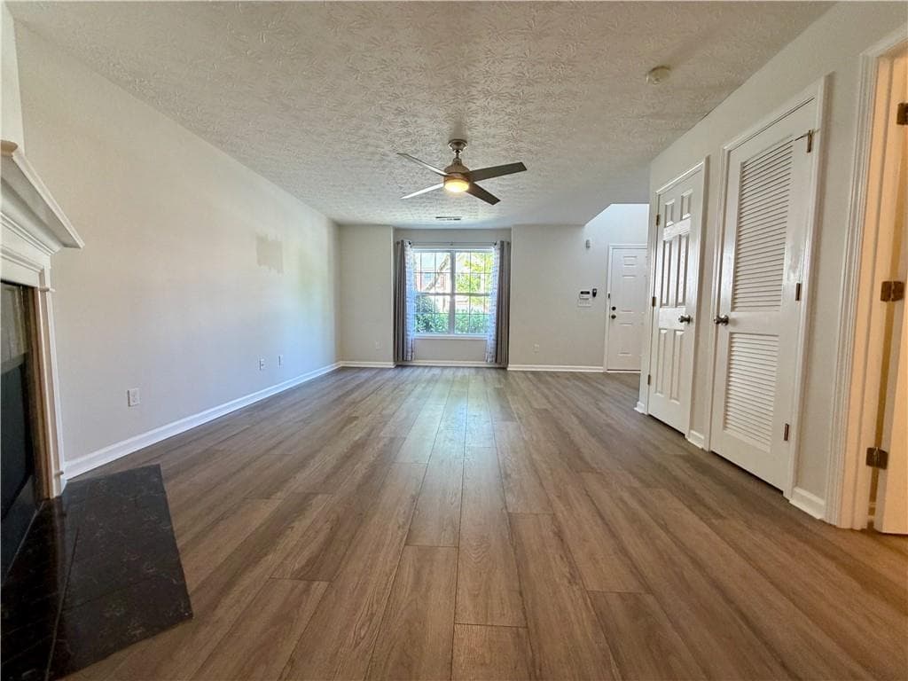 2 bedroom, 3 bathroom, 1,328 sq ft townhouse for rent at 2084 Manhattan Parkway, Decatur, GA 30035 for $1,495 a month — photo 6