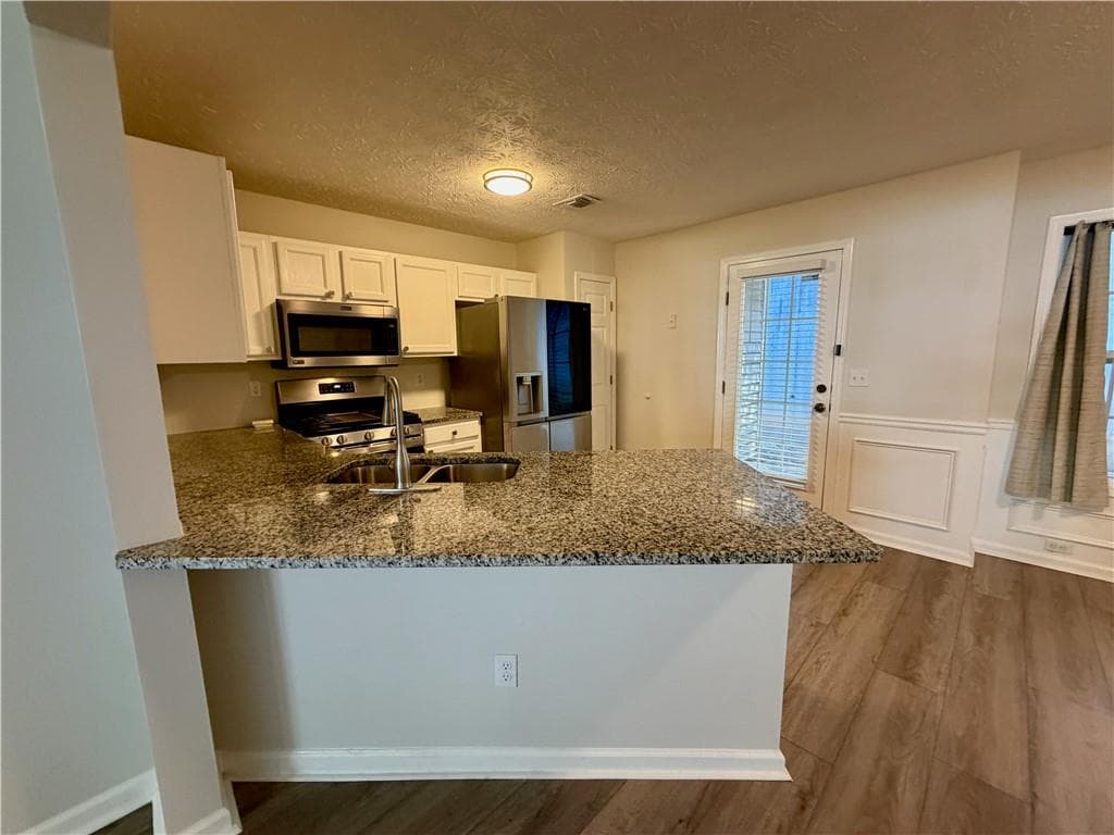 2 bedroom, 3 bathroom, 1,328 sq ft townhouse for rent at 2084 Manhattan Parkway, Decatur, GA 30035 for $1,495 a month — photo 8