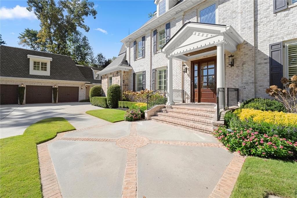 7 bedroom, 10 bathroom, 11,950 sq ft single family residence for sale at 4080 Conway Valley Road, Atlanta, GA 30327 — photo 3