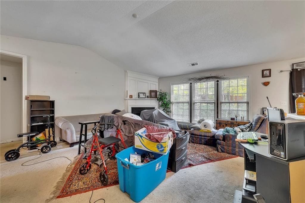 3 bedroom, 2 bathroom, 1,375 sq ft single family residence under contract at 133 Park Forest Drive, Kennesaw, GA 30144 — photo 6