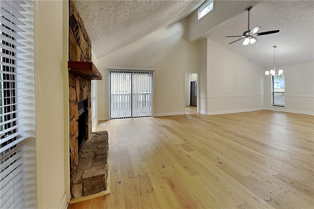 3 bedroom, 2 bathroom, 2,442 sq ft single family residence for rent at 529 Penny Lane, Woodstock, GA 30188 for $2,350 a month — photo 2