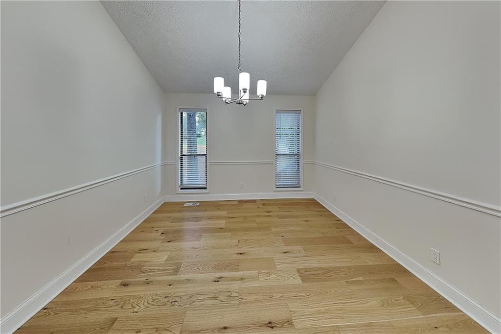 3 bedroom, 2 bathroom, 2,442 sq ft single family residence for rent at 529 Penny Lane, Woodstock, GA 30188 for $2,350 a month — photo 7