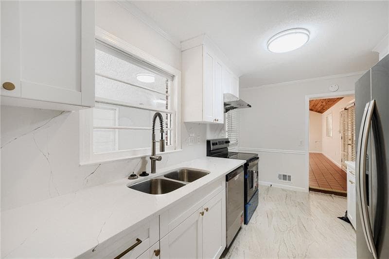 3 bedroom, 2 bathroom, 1,994 sq ft single family residence for rent at 1278 Fairhill Lane, Brookhaven, GA 30319 for $4,000 a month — photo 9