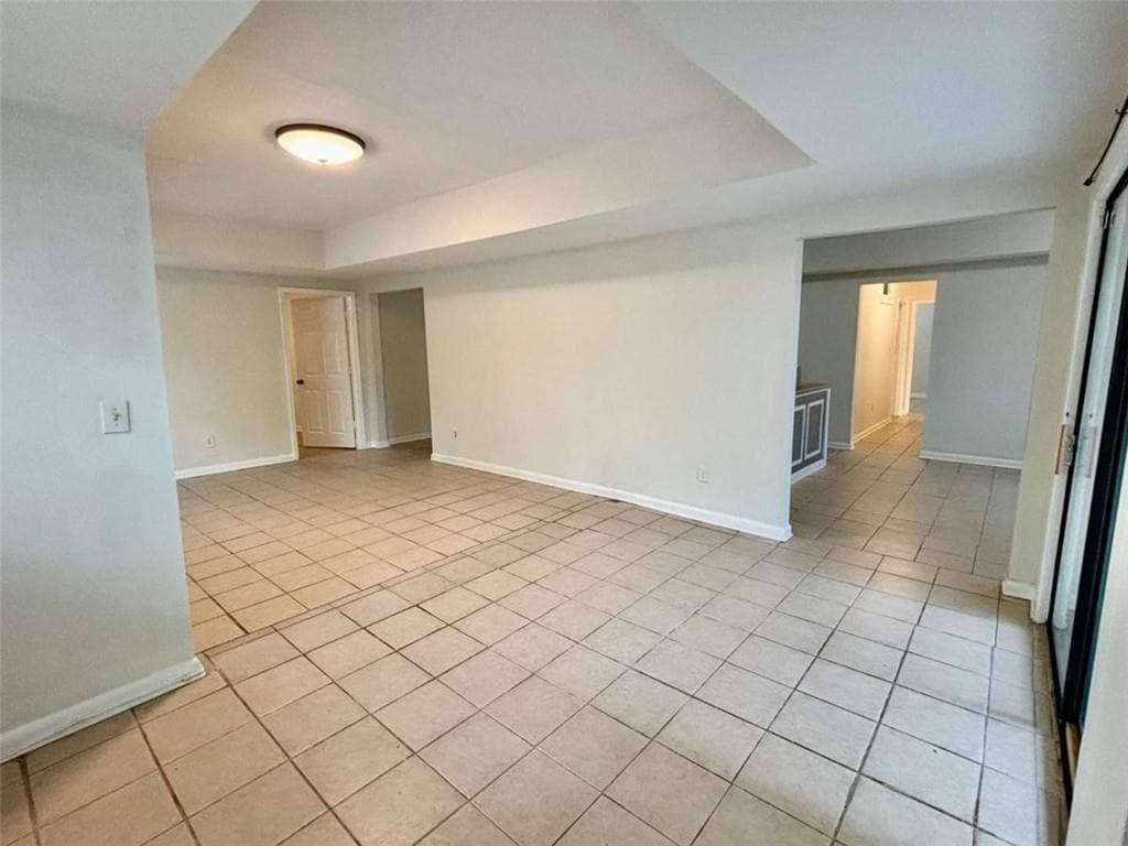 3 bedroom, 2 bathroom triplex for rent at 5931 Kay Drive C, Norcross, GA 30093 for $1,400 a month — photo 2