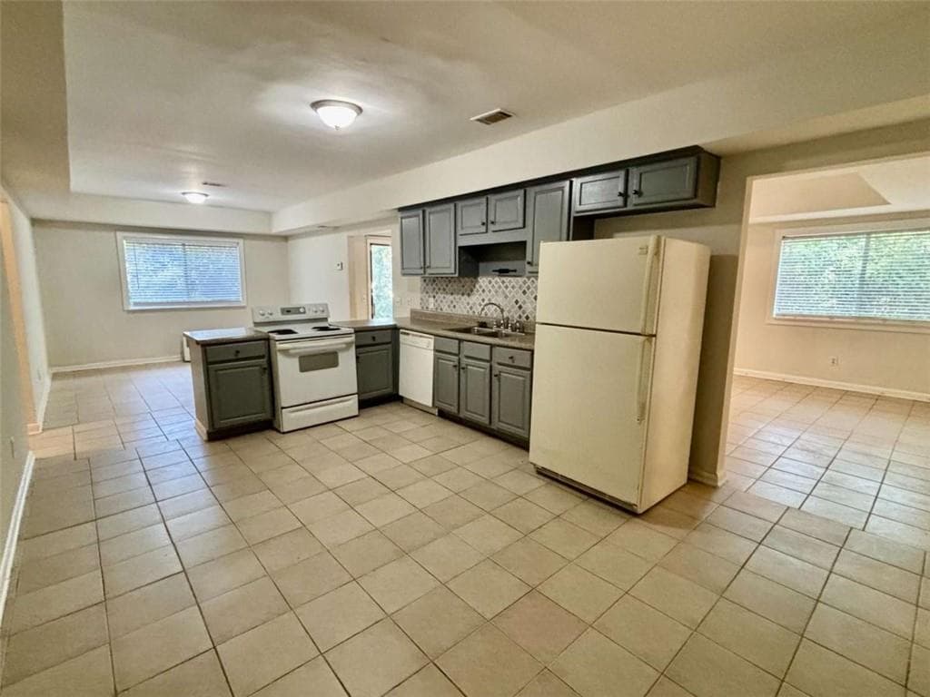 3 bedroom, 2 bathroom triplex for rent at 5931 Kay Drive C, Norcross, GA 30093 for $1,400 a month — photo 6