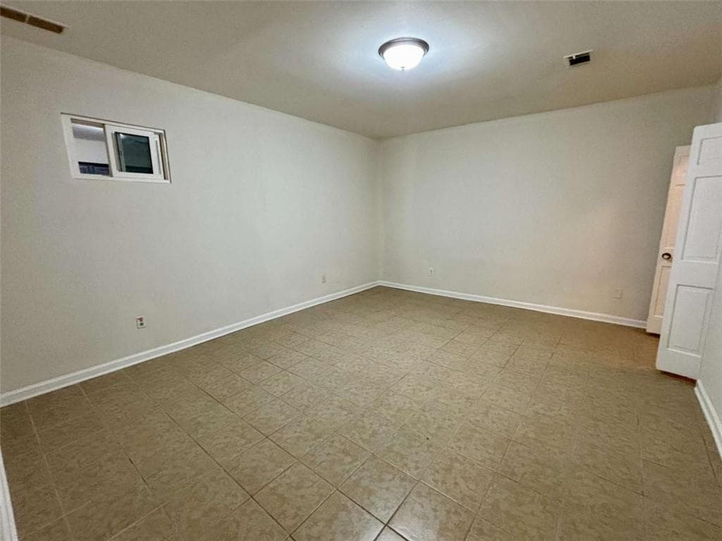 3 bedroom, 2 bathroom triplex for rent at 5931 Kay Drive C, Norcross, GA 30093 for $1,400 a month — photo 10