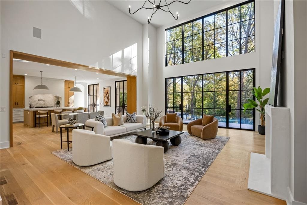 6 bedroom, 12 bathroom, 11,420 sq ft single family residence for sale at 4671 E Conway Drive, Atlanta, GA 30327 — photo 8