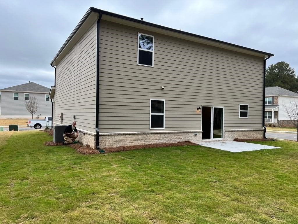 4 bedroom, 3 bathroom, 2,542 sq ft single family residence for rent at 1689 Hay Patch Lane, Loganville, GA 30052 for $2,650 a month — photo 9