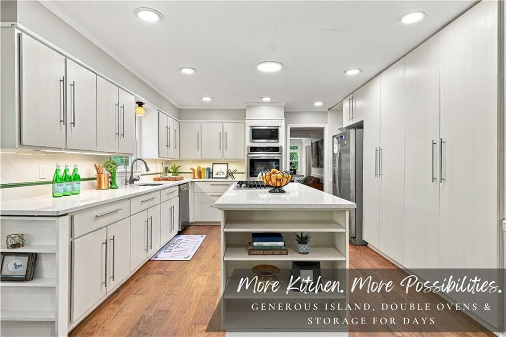 5 bedroom, 4 bathroom, 4,084 sq ft single family residence for sale at 5942 Millstone Run, Tucker, GA 30087 — photo 3