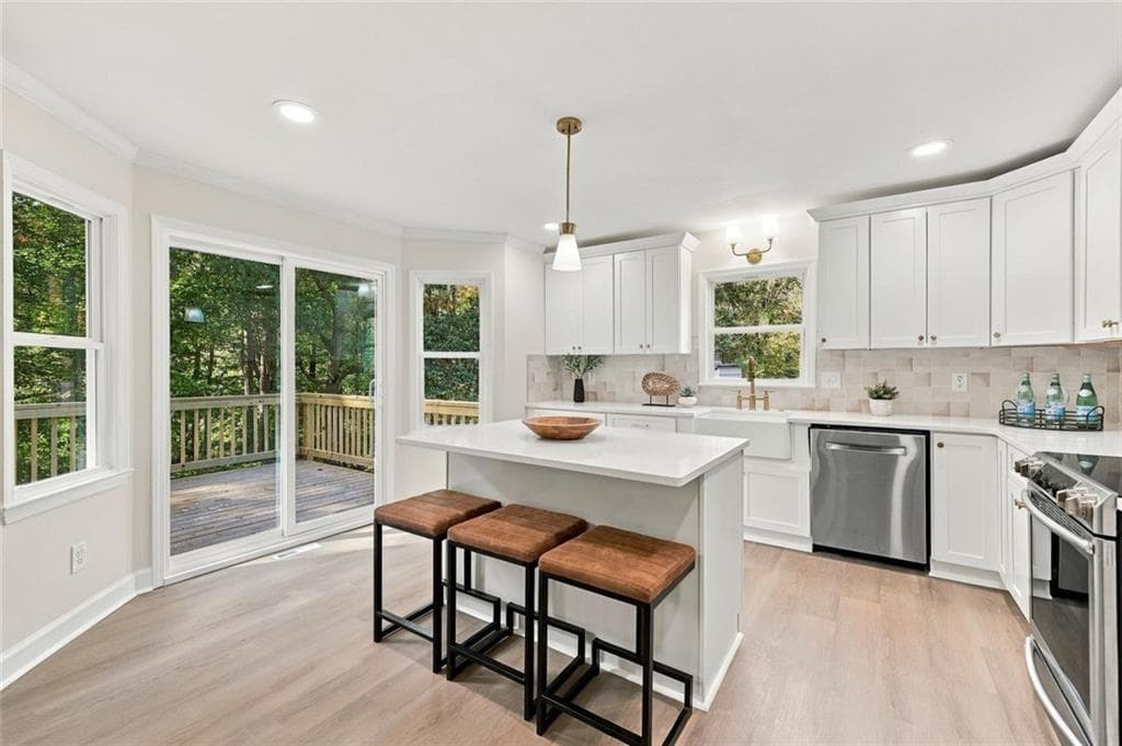 5 bedroom, 3 bathroom, 2,876 sq ft single family residence for sale at 4535 Sagebrush Drive, Kennesaw, GA 30152 — photo 4