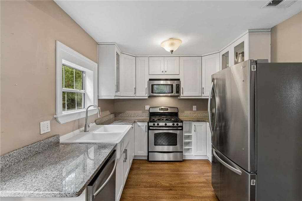 4 bedroom, 2 bathroom, 1,787 sq ft single family residence for sale at 1214 Stoneybrook Drive, Atlanta, GA 30316 — photo 10