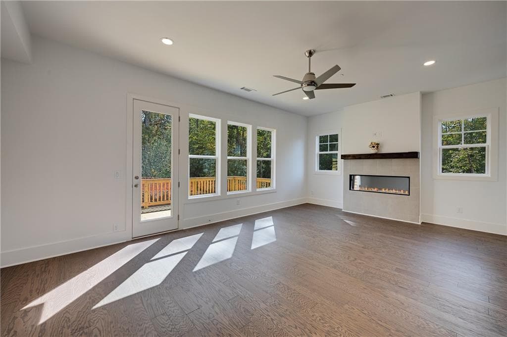 3 bedroom, 4 bathroom, 2,631 sq ft townhouse for rent at 3040 Cedar Grove Trail, Alpharetta, GA 30004 for $5,250 a month — photo 9