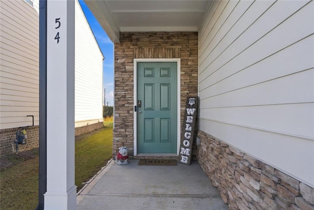 3 bedroom, 3 bathroom, 2,091 sq ft single family residence for sale at 54 Timber Park Drive, Dawsonville, GA 30534 — photo 3