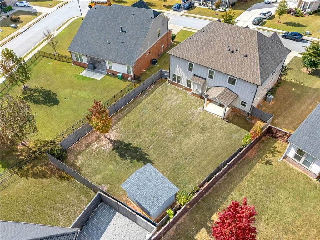 5 bedroom, 4 bathroom, 3,752 sq ft single family residence for rent at 4911 Woodland Pass Circle, Stone Mountain, GA 30087 for $3,500 a month — photo 4