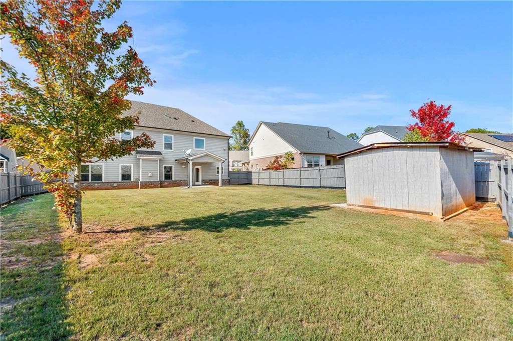 5 bedroom, 4 bathroom, 3,752 sq ft single family residence for rent at 4911 Woodland Pass Circle, Stone Mountain, GA 30087 for $3,500 a month — photo 10